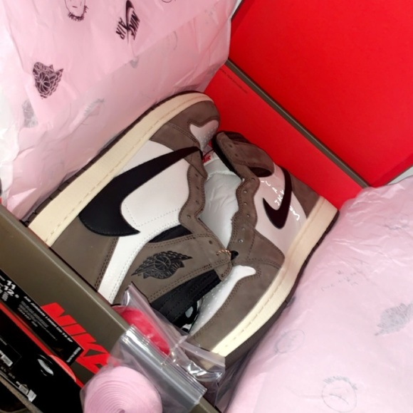 Meet your Posher, Lucas - Picture 1 of 1